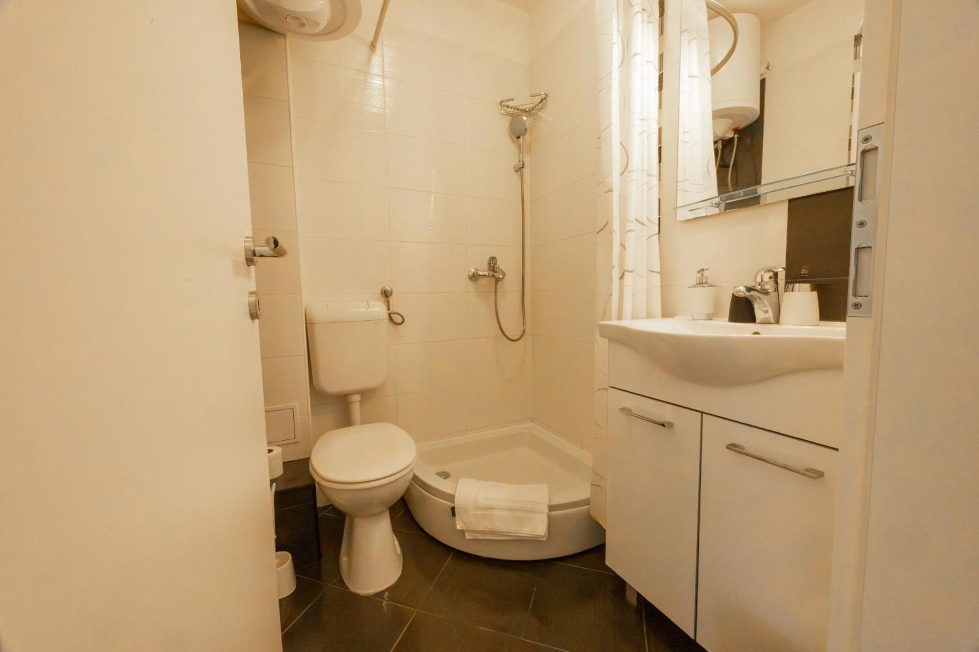 Apartments Krzanic Podgora Εξωτερικό φωτογραφία